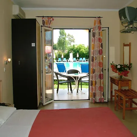 Lejlighedshotel Kamari Litheres